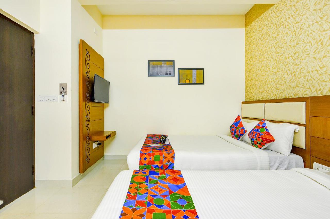 Fabhotel Sky Bay - Nr Vadapalani Murugan Temple, Vadapalani Chennai Exteriör bild
